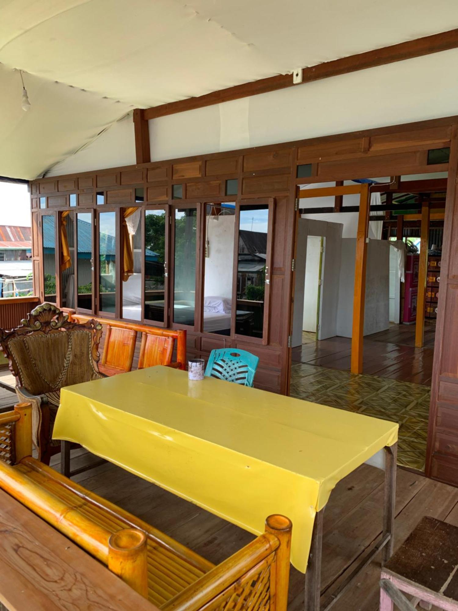 Nasrul House Homestay For Backpackers Maros Dış mekan fotoğraf