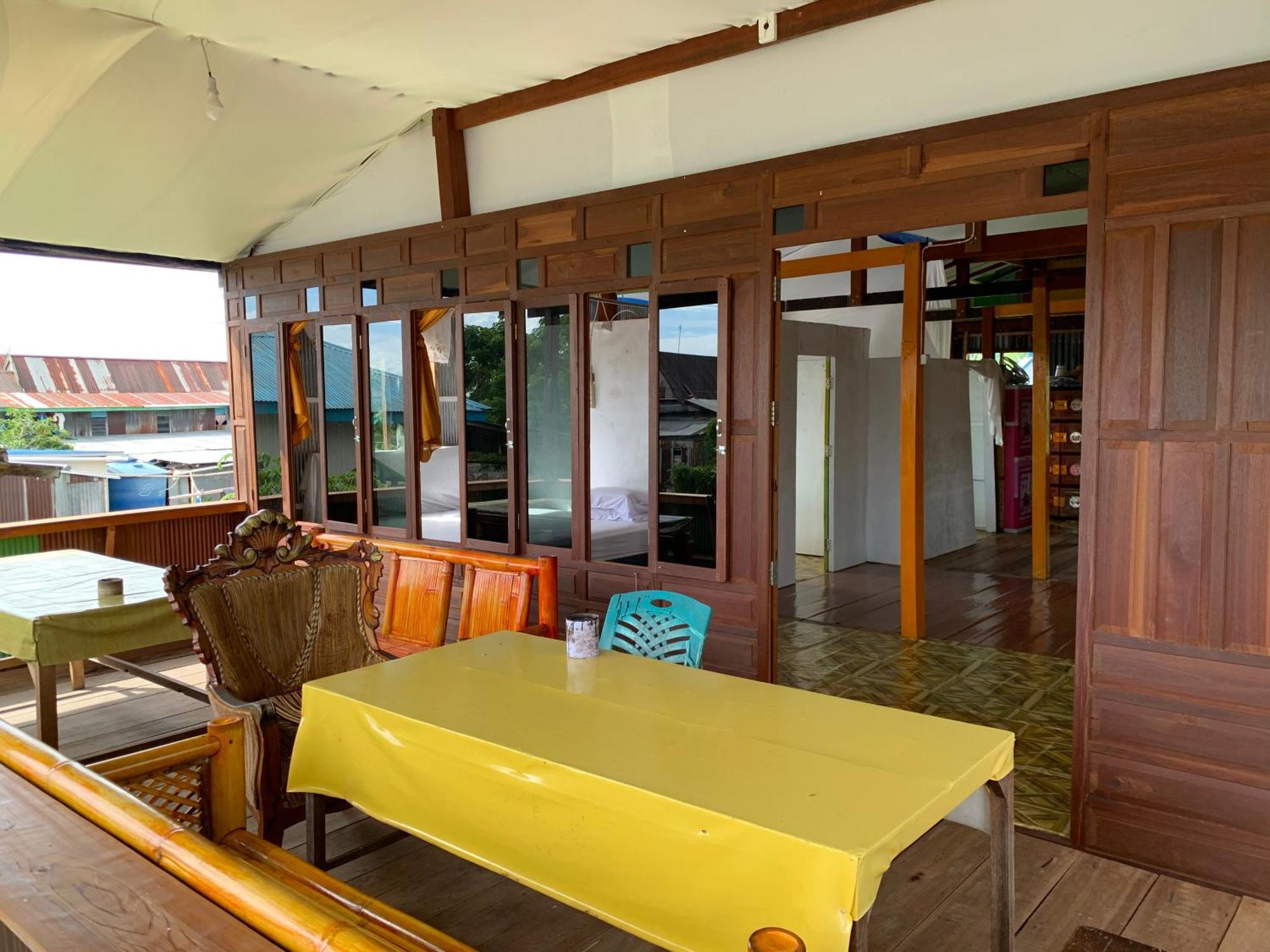 Nasrul House Homestay For Backpackers Maros Dış mekan fotoğraf