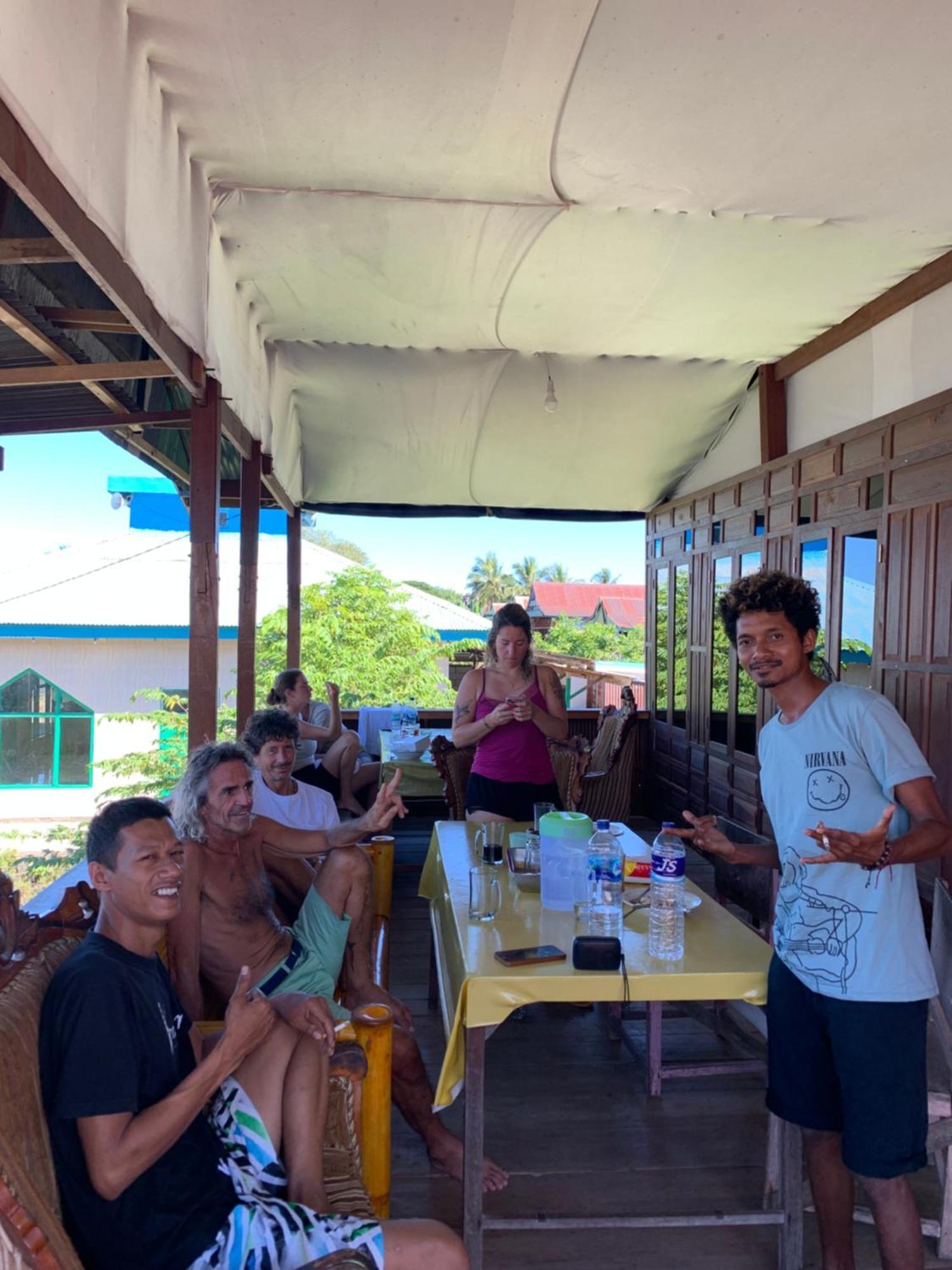 Nasrul House Homestay For Backpackers Maros Dış mekan fotoğraf